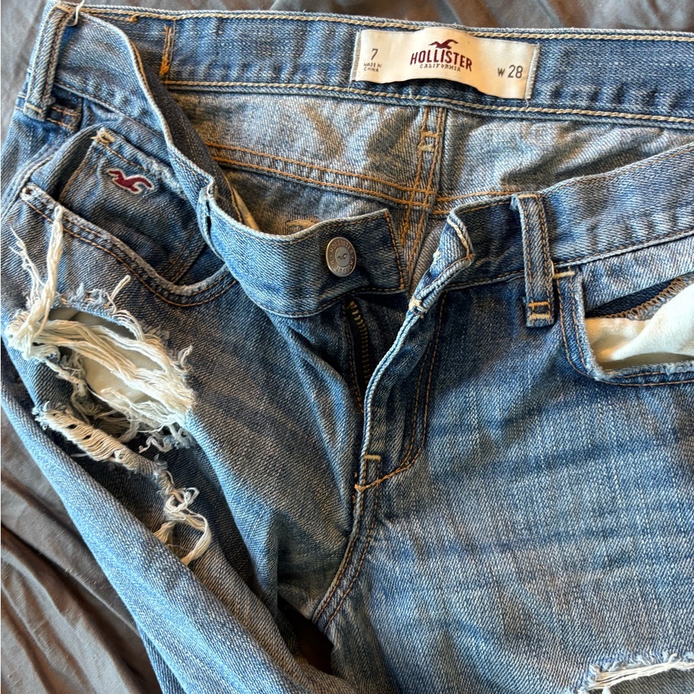 Hollister Medium Blue Ripped Skinny Jeans - Picture 10 of 16
